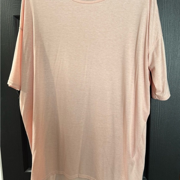 LuLaRoe Tops - LuLaRoe Women's Pink Tunic Top